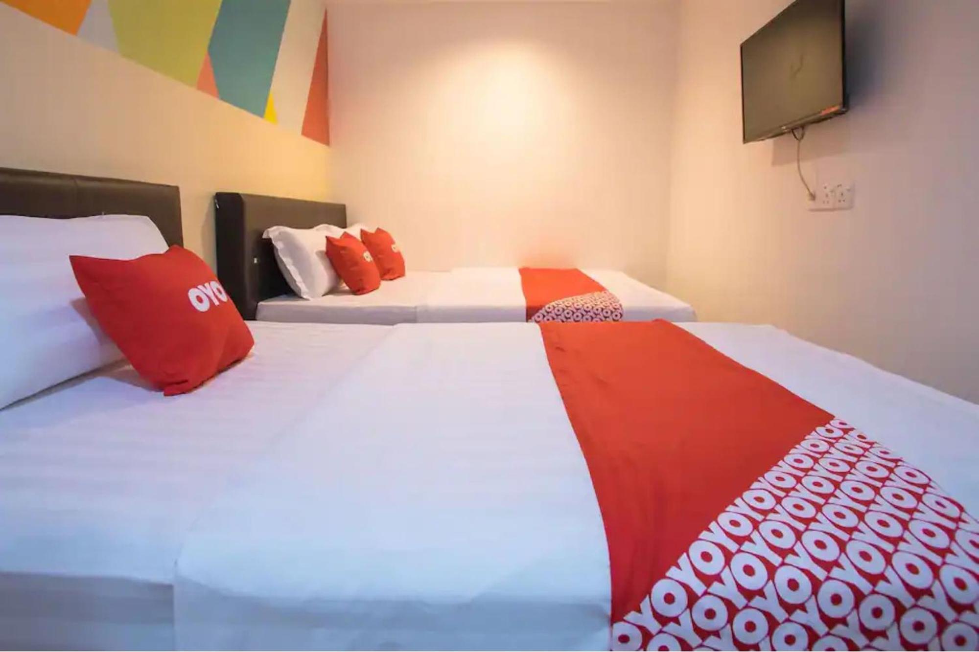 Oyo 90281 Hotel Taj Seksyen 13 Shah Alam Exterior photo